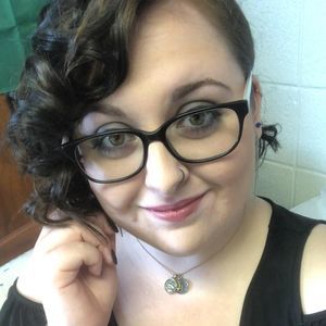 Meet your Posher, Deborah